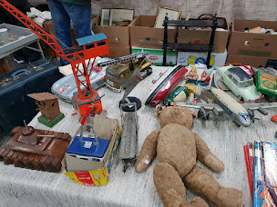 Photo n°14 de ABM Collections à Scey-sur-Saône-et-Saint-Albin (Magasin d'antiquités)