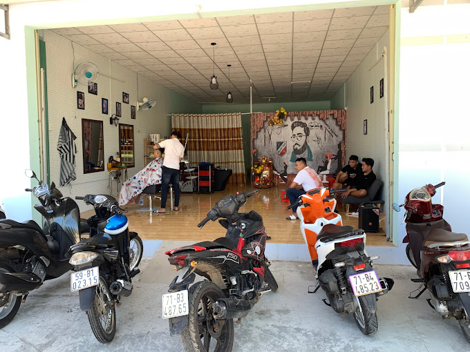 SALON TÓC THÀNH TRUNG, Giồng Trôm, Giồng Trôm, Bến Tre