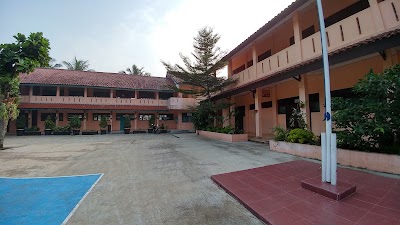 Photos of SMPN 14 Depok