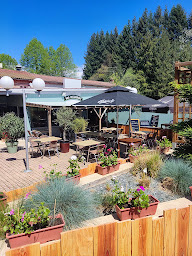 Photo n°18 de Restaurant & Camping L'Emeraude du Lac, Cunlhat à Cunlhat (Terrain de camping)