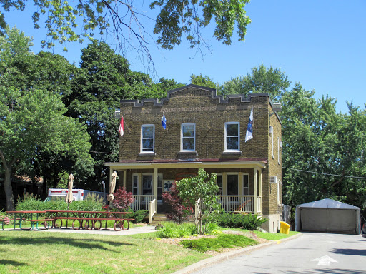 Côte-Saint-Luc / Wolseley