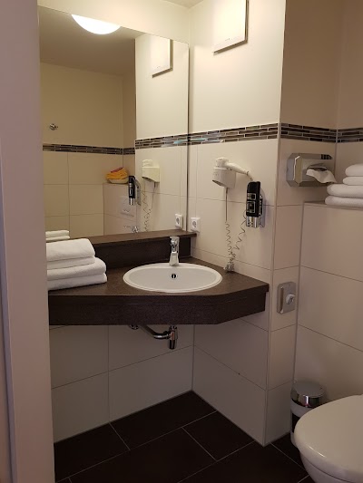 Photos of Hotel R&ouml;delheimer Hof - Am Wasserturm