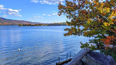 Tavern on the Lake