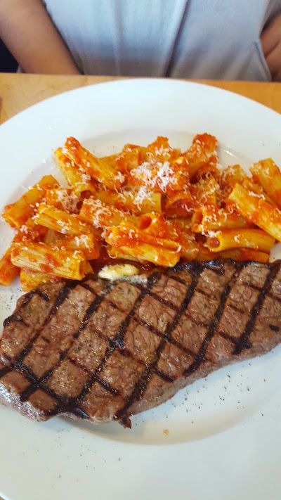 Photos of Avanti Trattoria