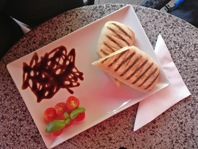 Trojka