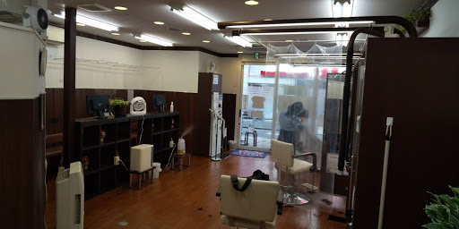 QB HOUSE 笹塚駅店