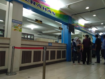 Photos of Samsat Putri Hijau