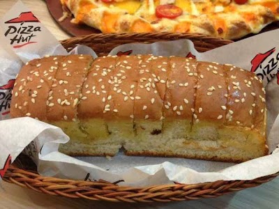 Photos of Pizza Hut (Van Sion Son Chun)