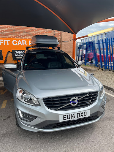 Squire Furneaux Guildford Volvo Cars - Thumbnail