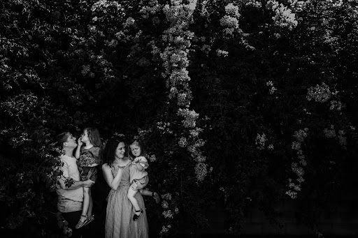 Lauren + Douglas Photography and Films | Townsville Birth & Lifestyle Storyteller - Thumbnail