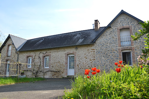 Photo de Village Vacances et Pêche - Camping Villiers Charlemagne à Villiers-Charlemagne (53170)