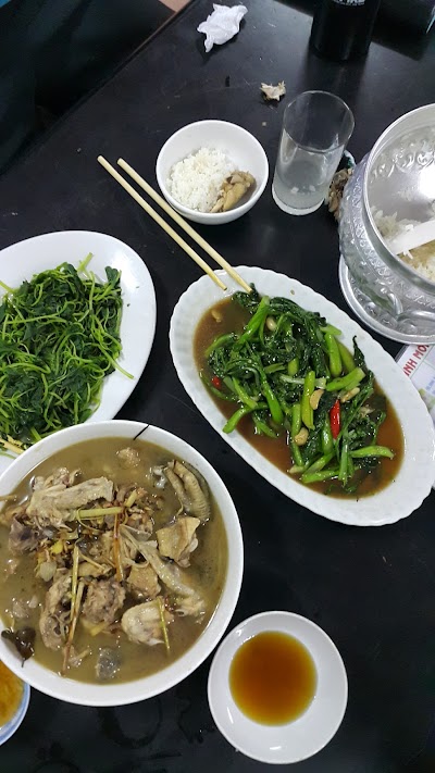 Photos of Nh&agrave; H&agrave;ng Kim Hợi