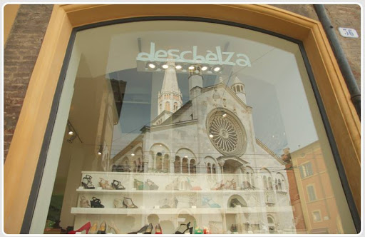 Deschelza - Visual