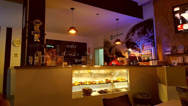 7 Arte Café