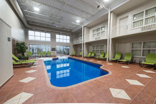 Hôtel et Suites Le Dauphin Drummondville Gallery - Canada