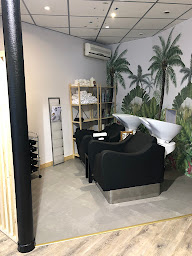 Photo n°3 de Peigne et Ciseaux à Nantes (Salon de coiffure)