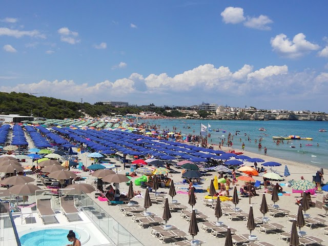 Torre dell'Orso Beach