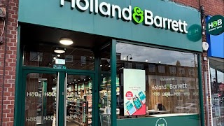 Holland & Barrett - Loughton