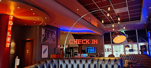 Casino Bowling Wokrestaurant - Thumbnail