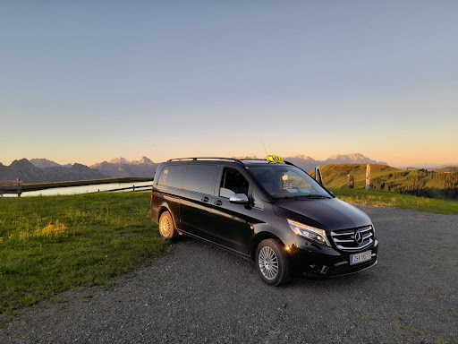 ROYAL TAXI SAALBACH - Thumbnail