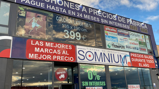 Colchonería y Sofás SOMNIUM