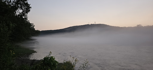 Bull Shoals-White River Trout Dock
