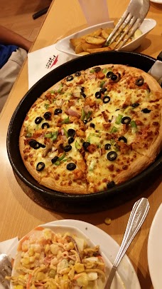 Pizza Hut faisalabad 7