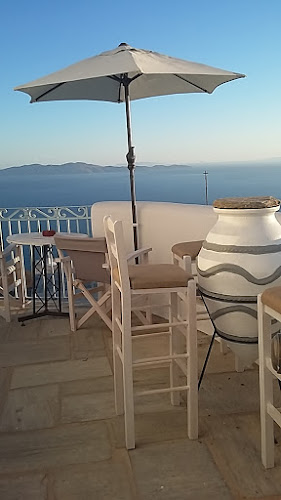 Mayou all day bar - Εξωμβούργο