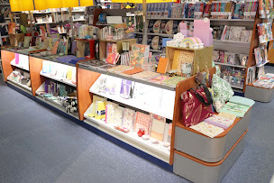 Photo n°21 de E.Leclerc Espace Culturel à Chinon (Magasin de jeux vidéo)