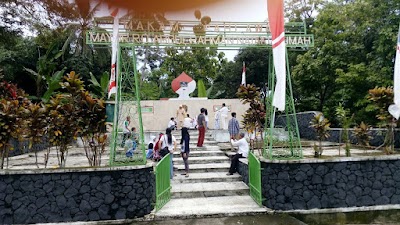 Photos of Taman Makam Pahlawan R.O.Abdurahman Natakusumah