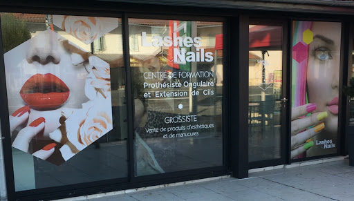 Lashes Nails Formation : Formation Prothésiste Ongulaire Et Extension De Cils