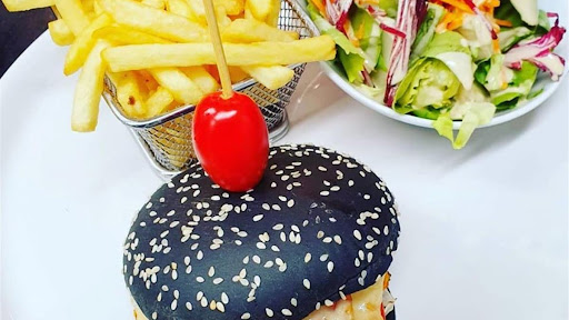 Photo 6 - Peakyy Burgers