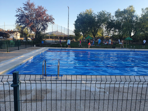 Piscina Pública Municipal de Las Ventas Con Peña Aguilera. Logo