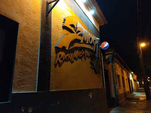 Szmog Pub, Author: András Komlósi