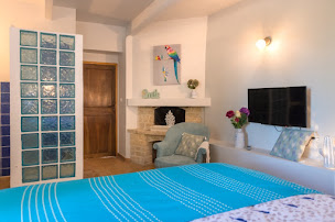 Photo n°2 de Le Domaine du Luberon à Grambois (Maison d'hôtes)