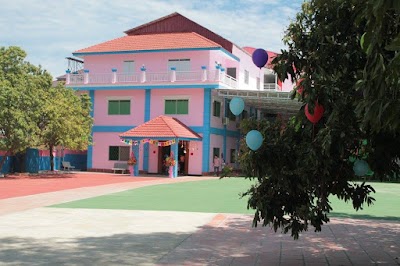 Photos of Home of English Cambodia (Tuol Kok)