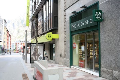 Photos of THE BODY SHOP