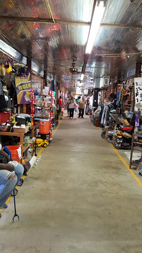 Greenwood Flea Market Gallery - United States
