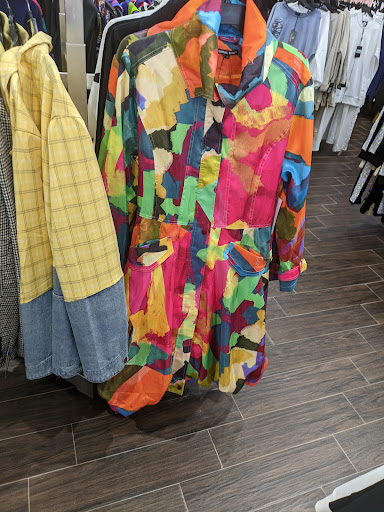 Angeles Fashion Casual Gallery - United States