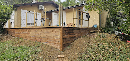 Photo de LHSERVICE CHARPENTE COUVERTURE TERRASSE BARDAGE à Sauveterre-de-Guyenne (33540)