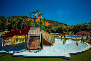 Photo n°1 de Camping Les Plans - Gard à Mialet (Parc aquatique)