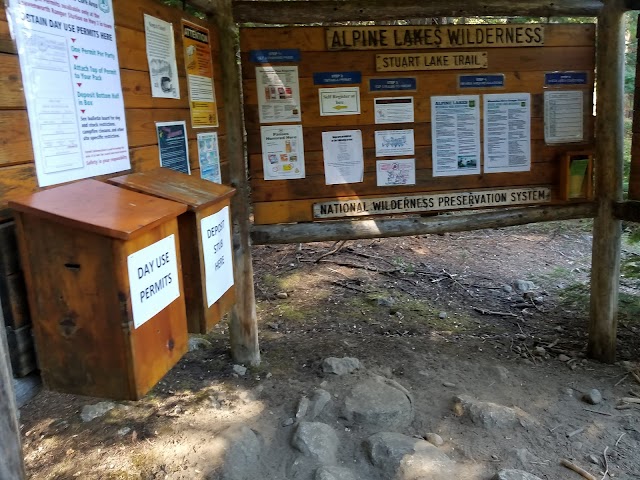 Stuart And Colchuck Lake Trailheads