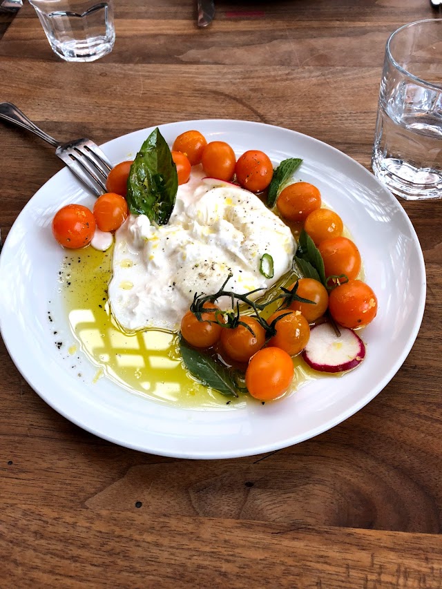 Restaurant Le Jellyfish crudo+charbon