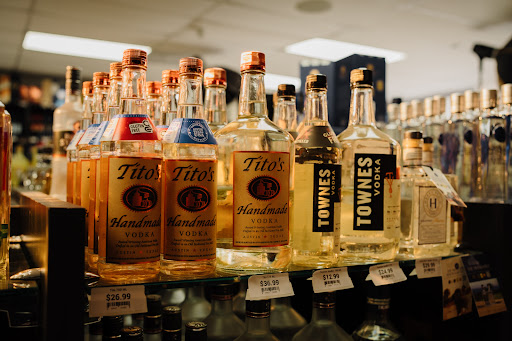 Two Brothers Liquor Miami -Little Havana - Thumbnail