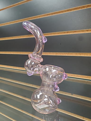 I SMOKE 2 IN MILTON PLAZA - Thumbnail
