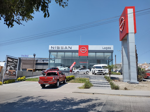 NISSAN LAGOS DE MORENO