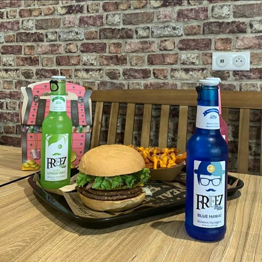 Photo 3 - Korner's Burger