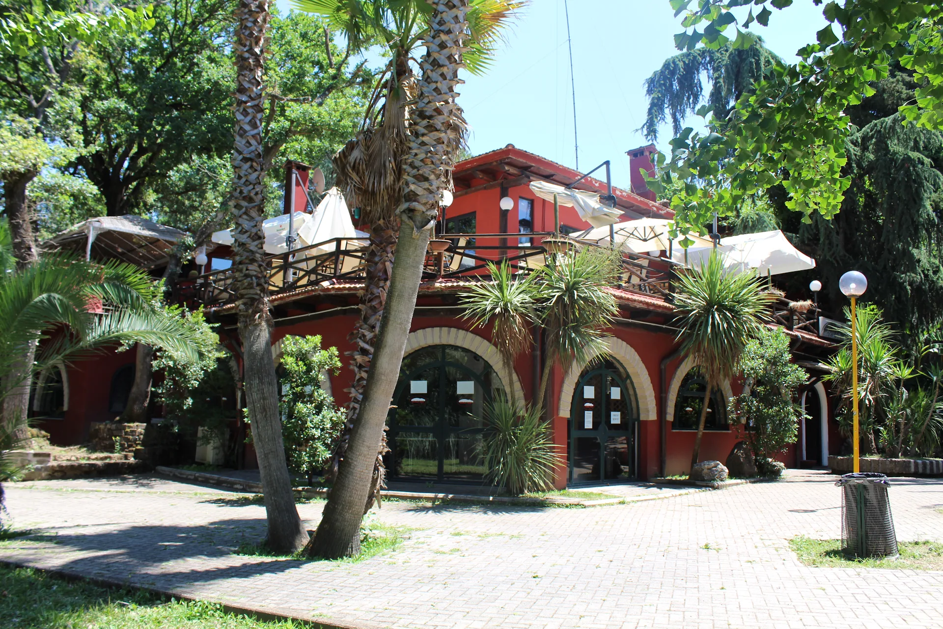 Seven Hills Camping & Village