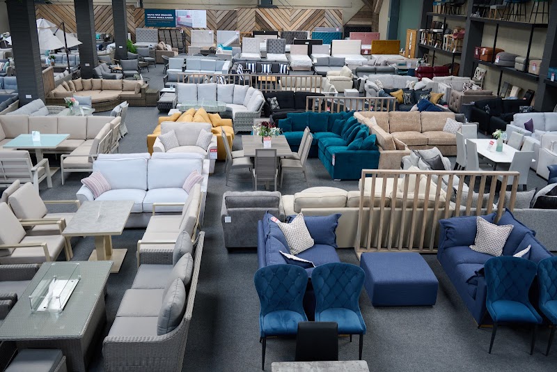 Warehouse Clearance Outlet photo 2