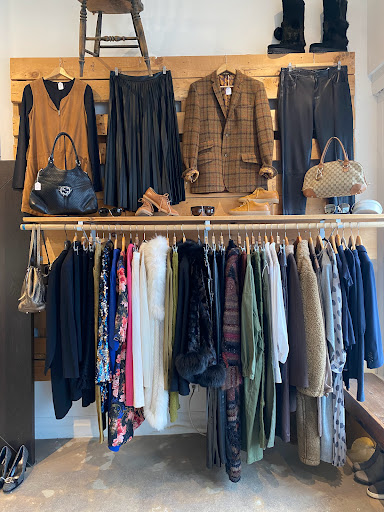 Bishop Consignment - Visual